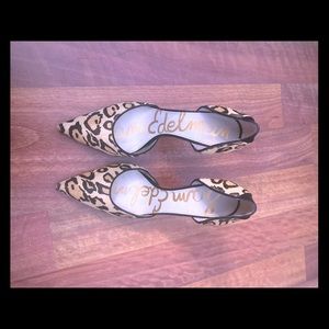 Leopard d’orsay pumps